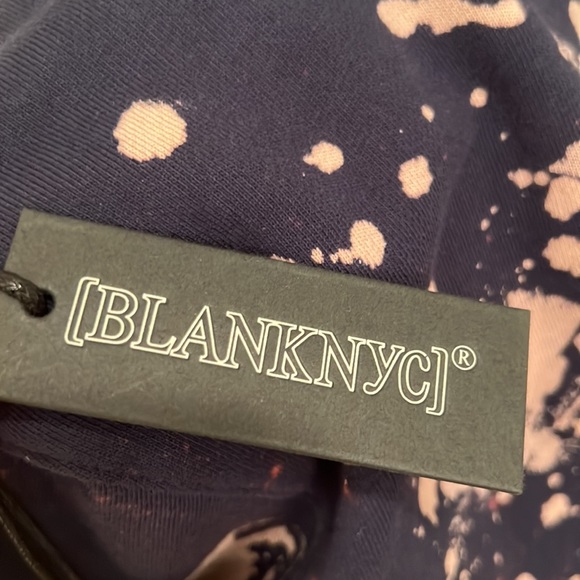 Blank NYC Women Pullover Sweatshirt Sz S Tie Dye Crop Top Distressed Blue - Picture 4 of 5